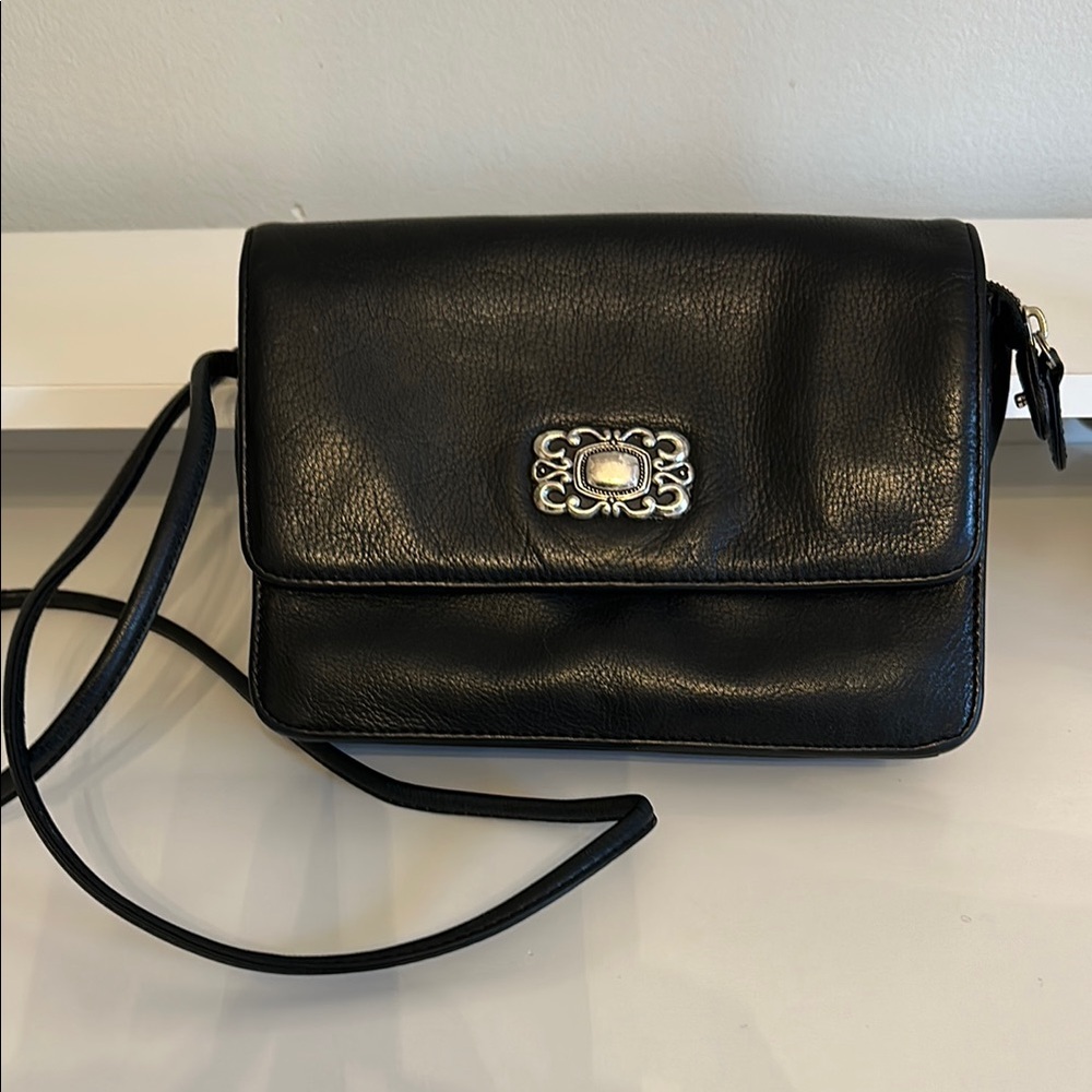Fossil Black and Silver Crossbody Bag with Sleek Design